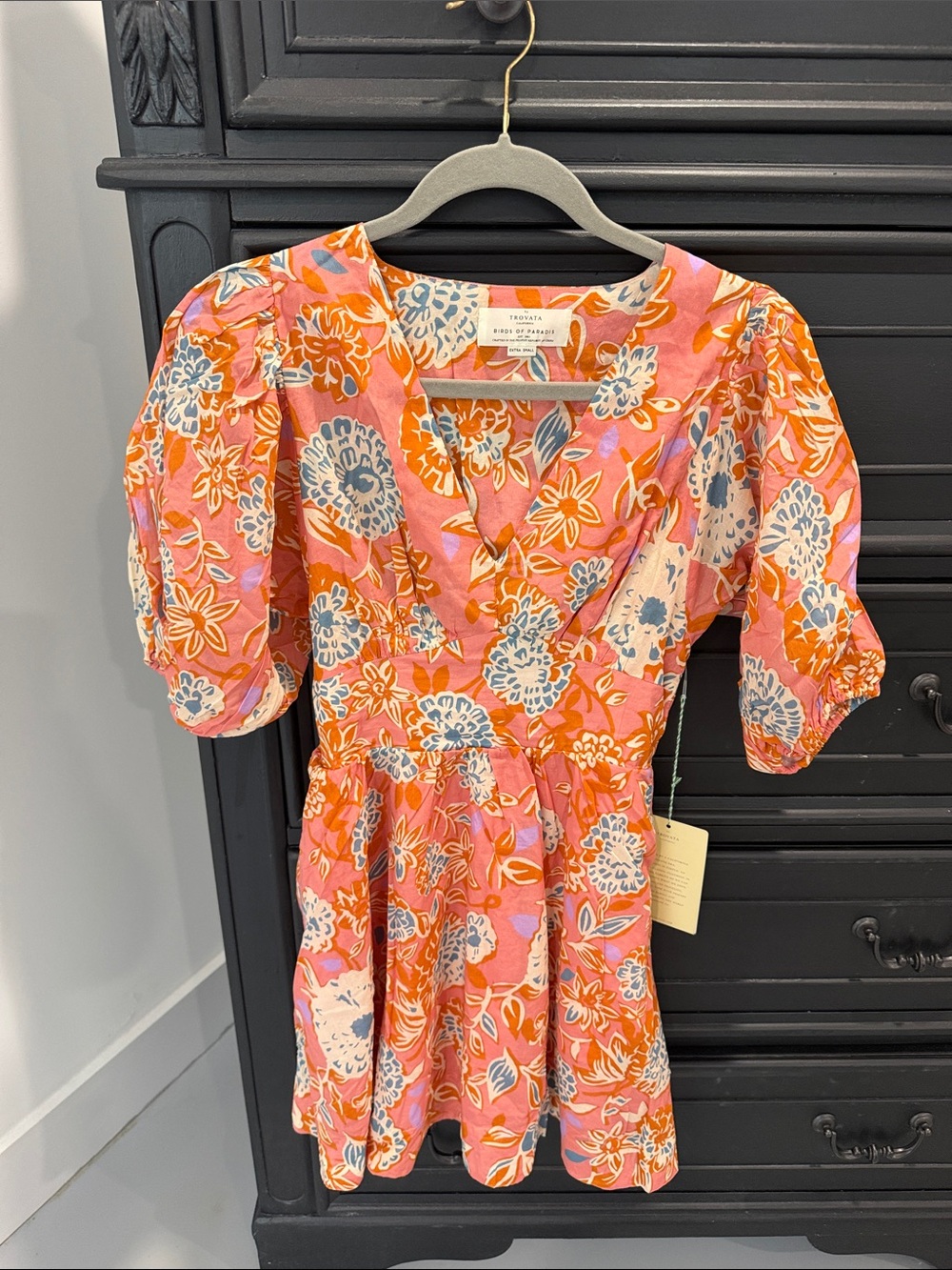Trovata Pink and Orange Floral Puff Sleeve Wrap Dress w pockets nwt msrp 350-400